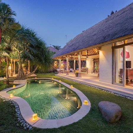 Villa Tirta Naga Bali Seminyak Extérieur photo
