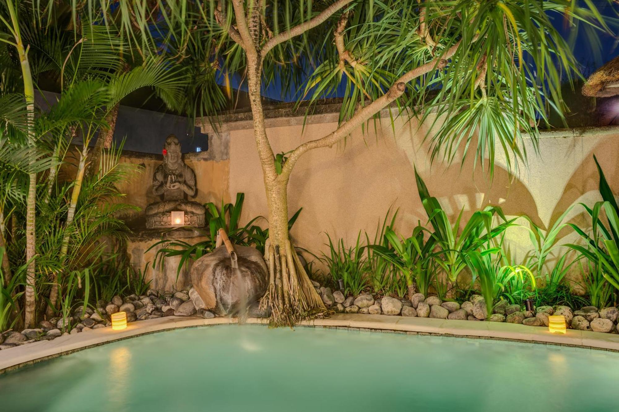 Villa Tirta Naga Bali Seminyak Extérieur photo