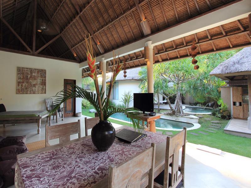 Villa Tirta Naga Bali Seminyak Extérieur photo